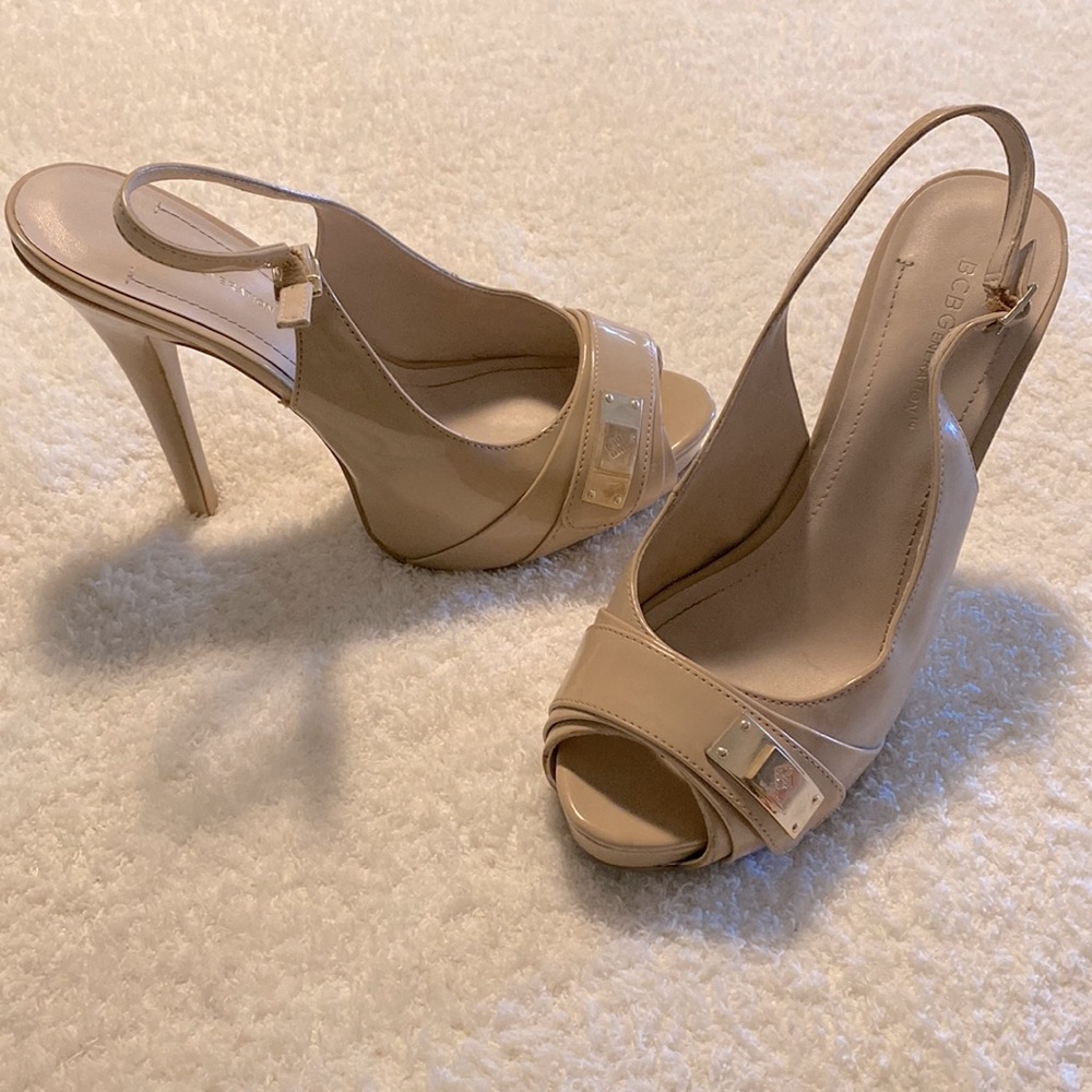 BCBG Generation 8M/38 light beige heels